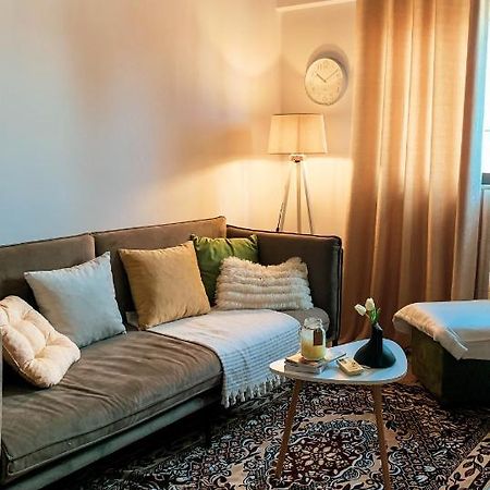 Entire Serviced Apartment With A Beautiful View Tirana Bagian luar foto