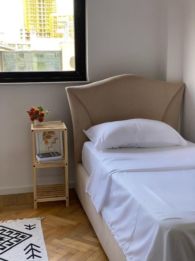 Entire Serviced Apartment With A Beautiful View Tirana Bagian luar foto