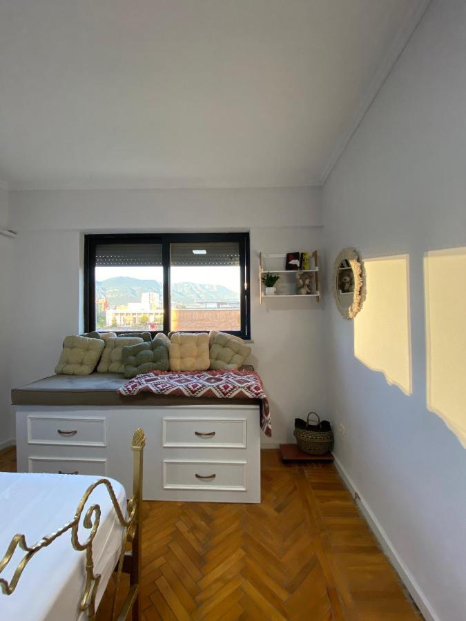 Entire Serviced Apartment With A Beautiful View Tirana Bagian luar foto